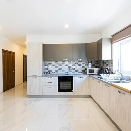 H3 - Modern And Spacious 3 Bedroom San Gwann