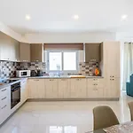 Appartamento H3 - Modern And Spacious 3 Bedroom