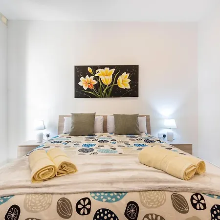 Apartman H3 - Modern And Spacious 3 Bedroom