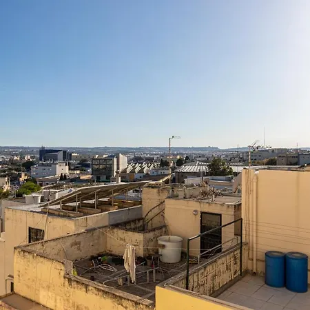 Apartment H3 - Modern And Spacious 3 Bedroom